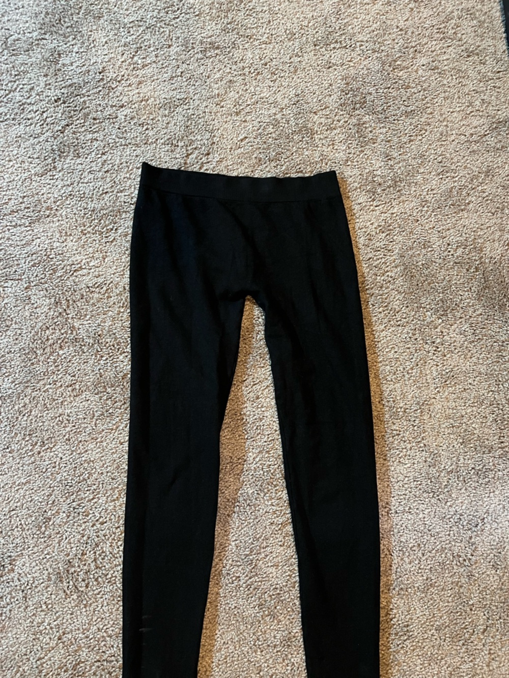 Thick black leggings
